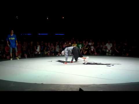 Vicious Victor vs Kareem | SEMI FINALS | Red Bull BC One US Qualifiers 2011