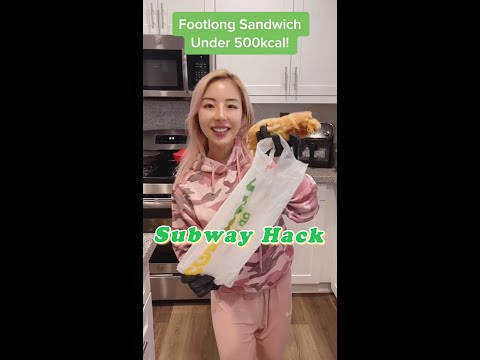 How to order a footlong Subway sandwich under 500 calories | Must Watch 🥪!