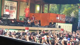 Download lagu Iwan Fals - Bangunlah Putra Putri Pertiwi (Konser Situs Budaya : Betawi) mp3