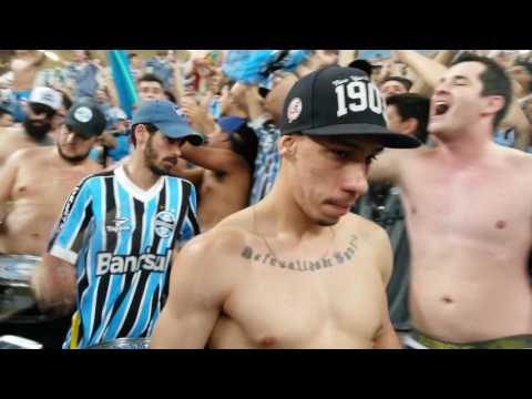"Geral Do Grêmio - Entrada Da Banda Grenal #407" Barra: Geral do Grêmio • Club: Grêmio