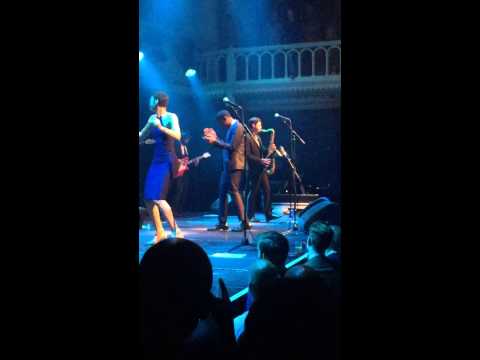 download lagu mp3 mp4 Paradiso Leon Bridges, download lagu Paradiso Leon Bridges gratis, unduh video klip Paradiso Leon Bridges