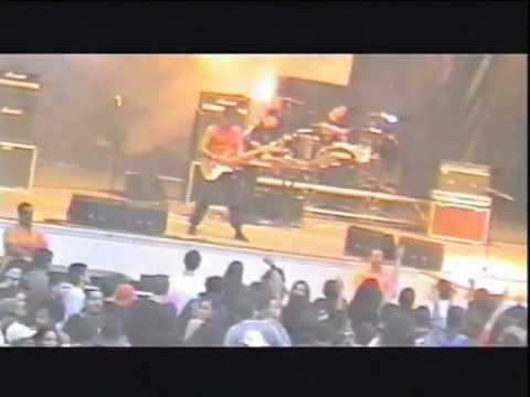 Camisa de Venus ao vivo SESC Itaquera - 2004 ( Lu Stopa on bass) parte 4/4