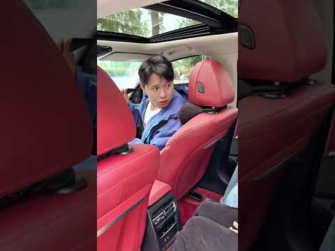 When Everyone Rushed to the Car, Only the Driver Was Left Outside