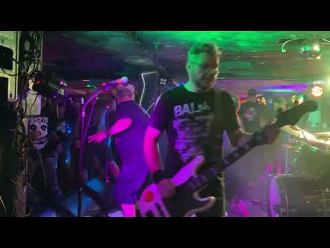 The Varukers - How Do You Sleep (Live at House of Targ Ottawa 2025/08/31)