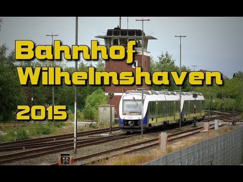 Wilhelmshaven Juni 2015: Zugbetrieb am Bahnhof