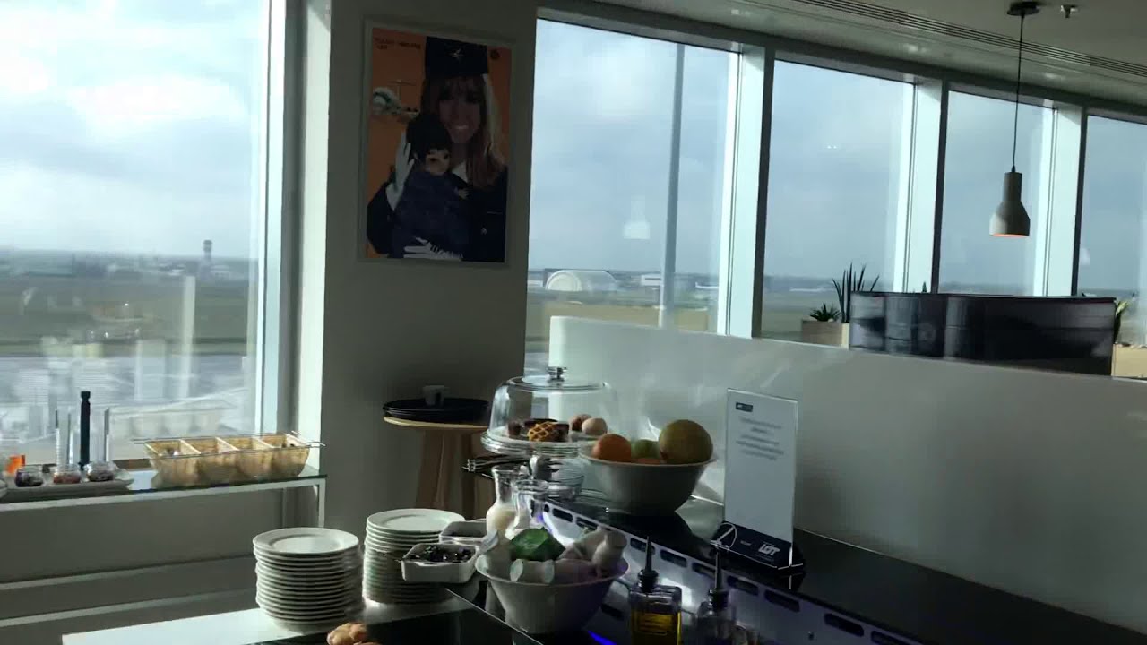 LOT Business Lounge
