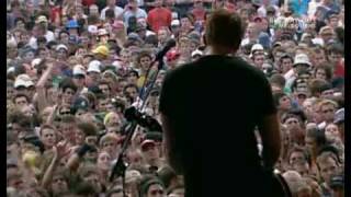 03 Queens Of The Stone Age - Gonna Leave You (Live From BDO 2003)