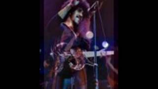 Thin Lizzy - Don't Play Around