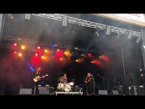 download lagu mp3 mp4 Bjrn Berge Electric Band, download lagu Bjrn Berge Electric Band gratis, unduh video klip Bjrn Berge Electric Band