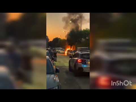 Auto e scooter in fiamme a Porto Sant'Elpidio