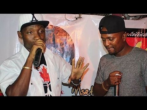 Mzazi Introducing Freestyle Rapper Kaa La Moto At Wakilisha East Africa Night (Club Tribeka)