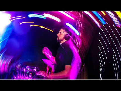 Remakes dos anos 2000, as versões mais loucas, abertura do Show do Oba Oba Samba House. #namata