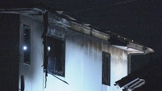 「爆発音があり煙が出ている」住宅火災で焼け跡から1人の遺体　岐阜・安八町