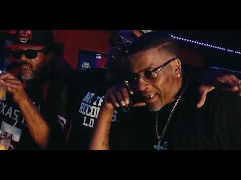 D west feat lot “Tag Team “