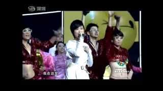 2010.05.30 《深圳大运会》 - 李宇春Li YuChun演唱《我在这里》 [电视版]