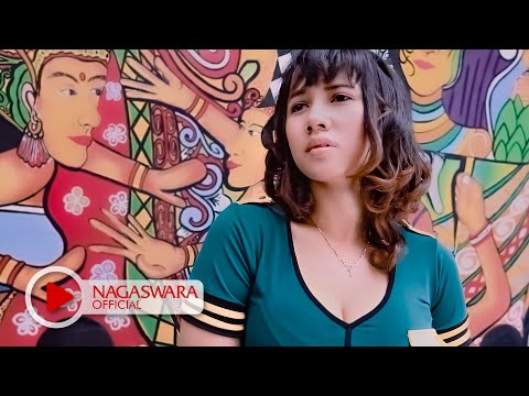Uut Selly - Cinta Sepabrik - Official Music Video - NAGASWARA