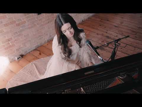 Sophia Fracassi -  "Wish I Never Met You" (Live at The Gibson Centre)