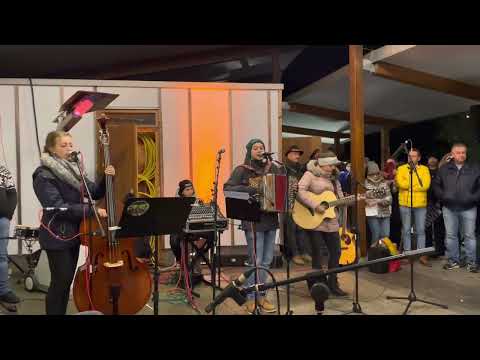 Ein bisschen leiser - „Z‘dritt“