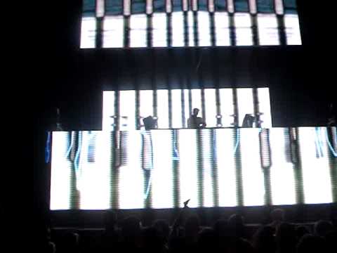 SANDER van DOORN @ coloursfest2010 daddyrock & ummet ozcan - trinity
