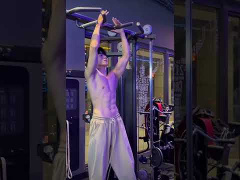 Đẹp Trai 6 Múi Xứng Đáng Có 10 Người Yêu Không - Trai Đẹp