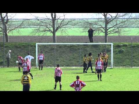 Hekelingen 1 - V.O.C. 1   0-2