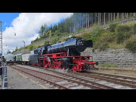 Mitfahrt mit dem Dreiseenbahn Sonderzug, Köf 332, E94 088 kalt in Seebrugg 