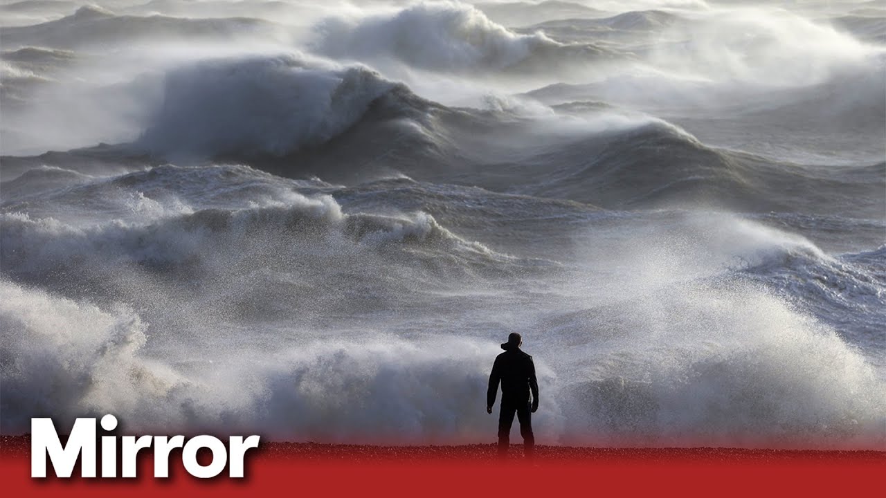 Danger to life ‘likely’ in Storm Ashley’s 80mph winds, Met Office warns