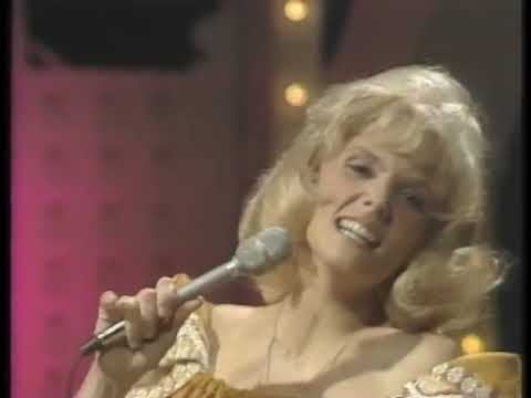 Conny Van Dyke   Don't Matter What You Do Or Say   Pop Goes The Country