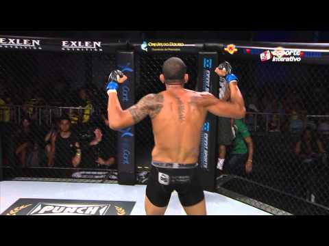 Lutador nocauteia mas árbitro não vê no Wocs 39