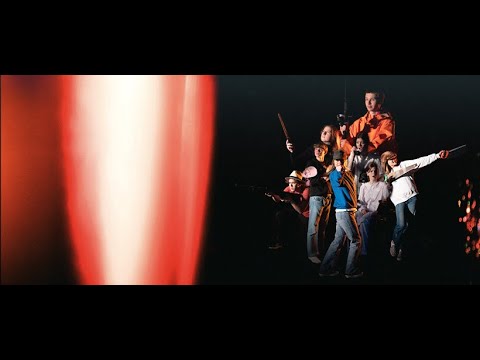 LANGHAUGENREVYEN 2021: LIVET I REVY