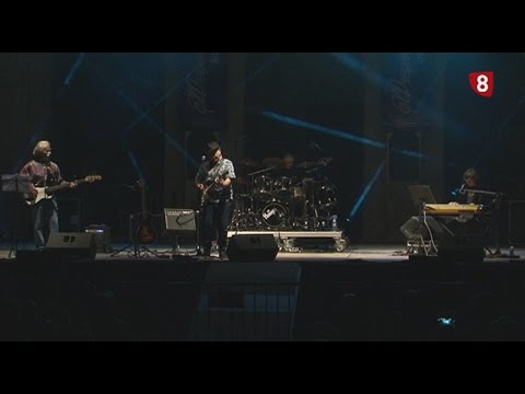 Concierto LOS HOBBIES