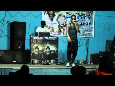 Mos Hood Perform Live.ValTime Eputu Nigeria Lagos