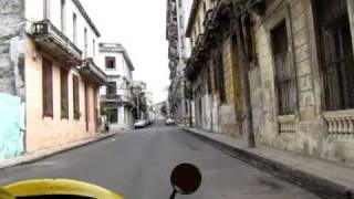 preview picture of video 'Coco ride in Havana'