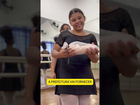 Um momento histórico na Escola Municipal de Dança