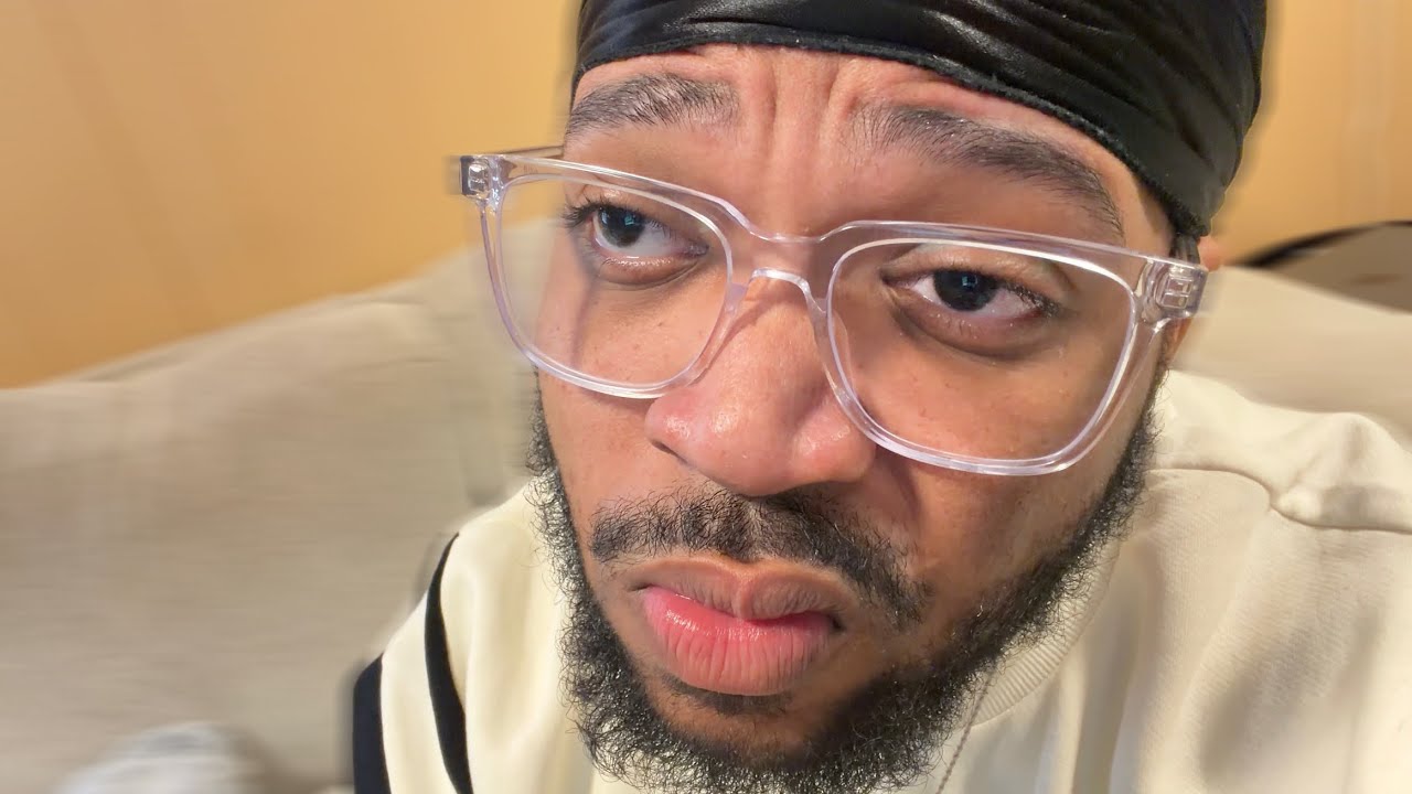 How fast the mood changes when someone stinks