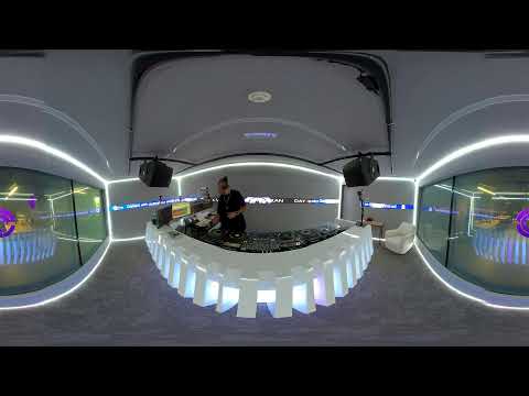 DAY BREAK WITH XAVI EMPARAN