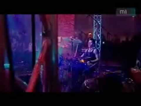 Hooligans - Paradicsom (mtv Hangerő, élő) LEGJOBB MINŐSÉG!!!