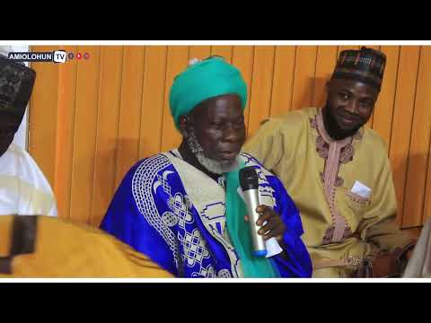 90Years Old Sheikh Sakariyau Adebayo “Baba Lokoko” Stunned The Crowd At AMIOLOHUN mosque Opening