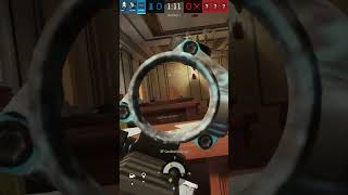 Swing before your swung #gaming #rainbowsixsiege #siege @MapleLinds ￼