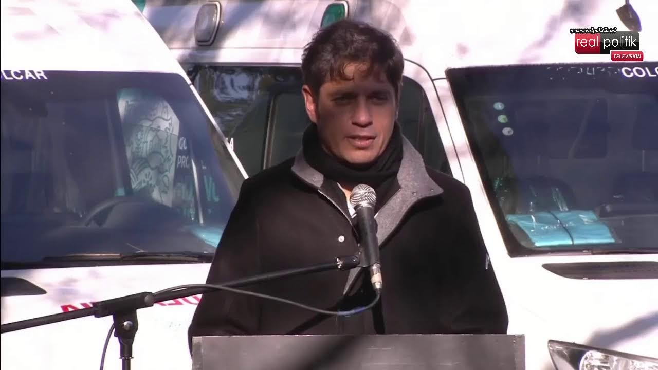 Kicillof y Mario Secco entregaron 14 ambulancias para la Región Sanitaria XI