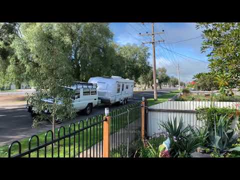 Steam engine train tooting