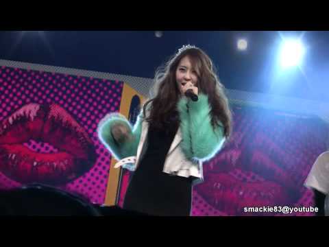 [Fancam] 111023 SMTown NY Krystal - My First Kiss (Cut)