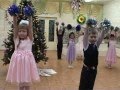 Новогодний танец с блестящими шарами, муз.р.А.Боброва 