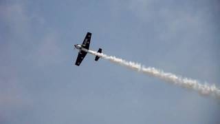 preview picture of video 'Cleethorpes Aerobatics Display'