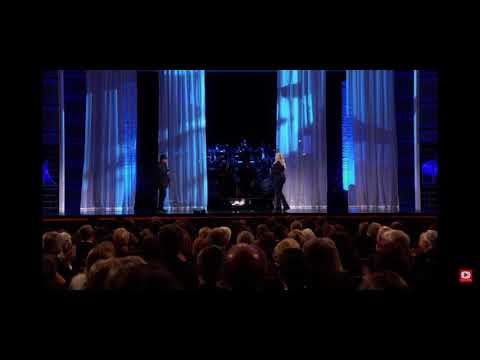 Aaron Neville And Trisha Yearwood