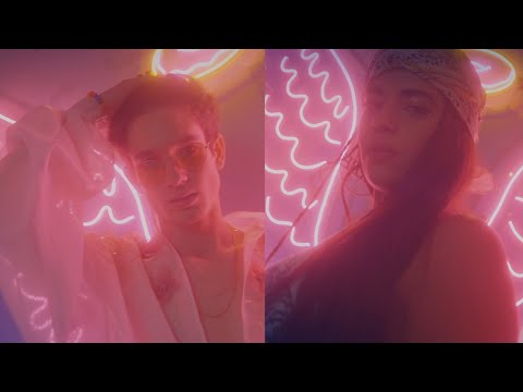 Leon Leiden & Nicole Horts - Se Siente Bien (Video Oficial)