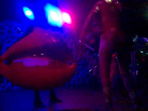 AFROJACK COCOON 21.02.2010 FAKE