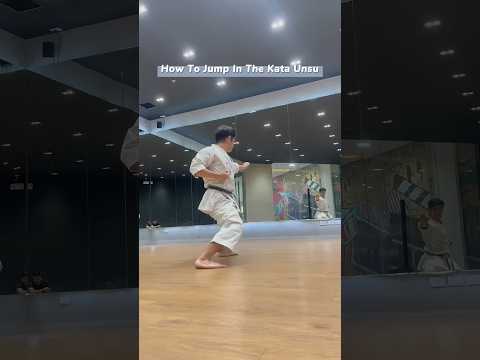 How to jump in the kata Unsu 🥋 #karate #kata #howto