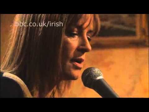 Déanta - Clothes of Sand