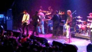 DRIVIN' N CRYIN' I'M GOING STRAIGHT TO HELL